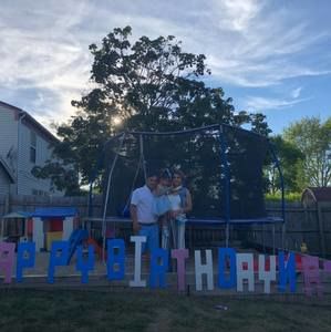 Meet your Posher, Flora